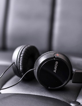 Audífonos In-Ear Sony Mdr-Zx110Ap alámbricos
