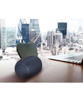 Bocina portátil Lg Flip 5 bluetooth