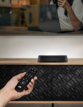 Barra de sonido Polk Audio Magnifi Mini Ax con subwoofer