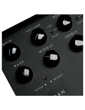 Amplificador Blackstar DEPT. 10 AMPED 3 de 100 V - 240 V