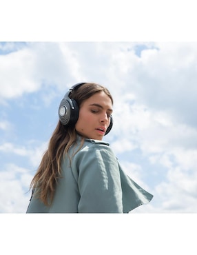 Audífonos On-Ear Focal Bathys Deep alámbricos e inalámbricos con cancelación de ruido