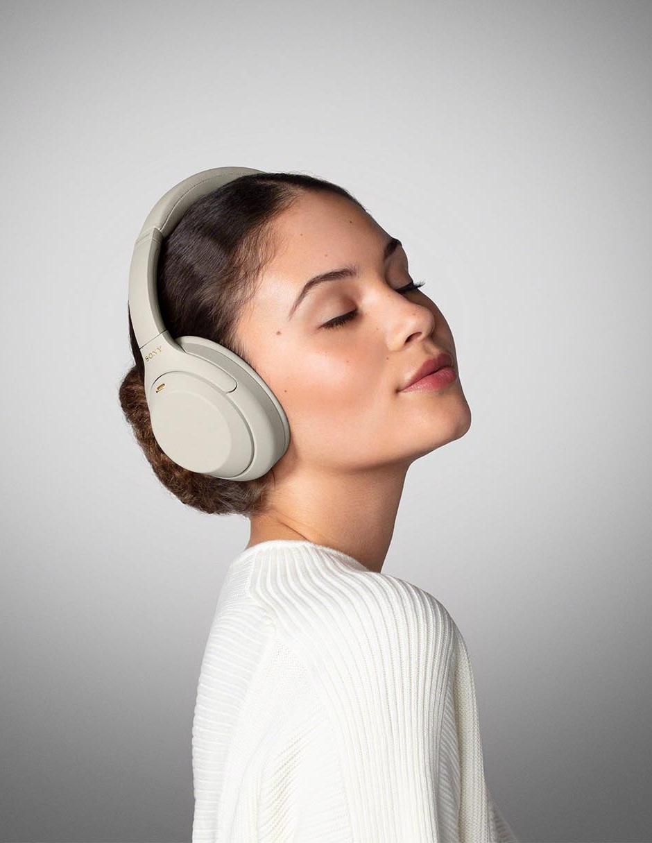 Audífonos Over-Ear Sony alámbricos/inalámbricos con cancelación de ruido