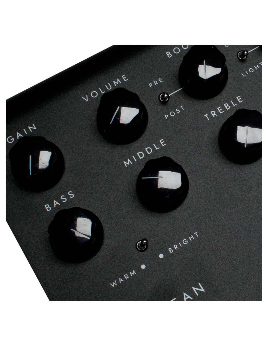 Amplificador DEPT. 10 AMPED 3 de 100 V - 240 V 5