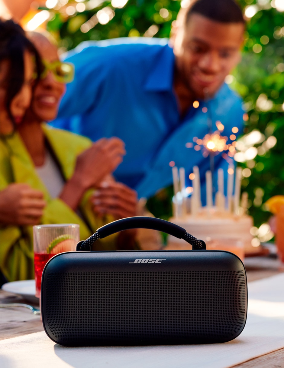 BOSE Altavoz portatil B, NEGRO
