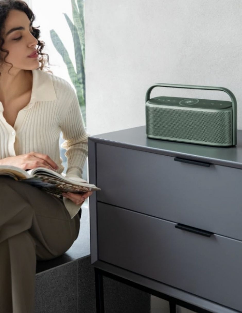 Bocina portátil Motion X600 bluetooth inalámbrica 4